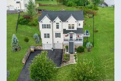 18 Tanyas Court, Monroe, NY 10950 - Photo 2