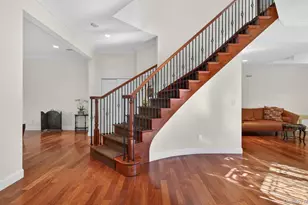 702 Equestrian Way, Westbury, NY 11590 - Photo 14