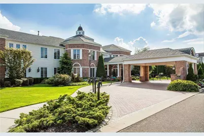 702 Equestrian Way, Westbury, NY 11590 - Photo 30