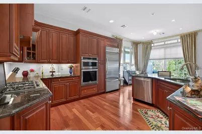 702 Equestrian Way, Westbury, NY 11590 - Photo 6