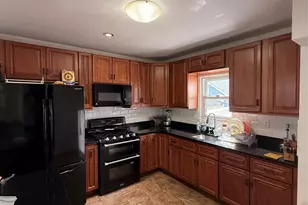 9446 226th St, Floral Park, NY 11001 - Photo 8