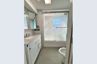 70 Appletree Lane, Roslyn Heights, NY 11577 - Photo 8