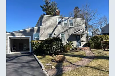 70 Appletree Lane, Roslyn Heights, NY 11577 - Photo 1