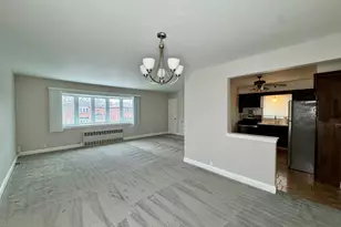 15-14 200th St, Bayside, NY 11360 - Photo 10