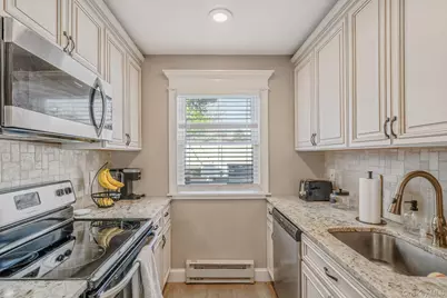 10 Gettysburg Court, Coram, NY 11727 - Photo 8