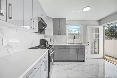 27 Westbury Avenue, Plainview, NY 11803 - Photo 2