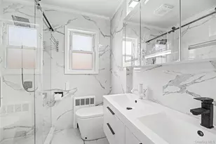 27 Westbury Ave, Plainview, NY 11803 - Photo 8