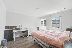 27 Westbury Ave, Plainview, NY 11803 - Photo 4