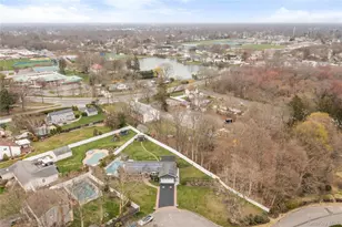 10 Denise Dr, North Babylon, NY 11703 - Photo 28