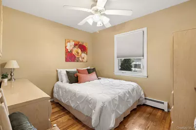 10 Denise Drive, North Babylon, NY 11703 - Photo 16