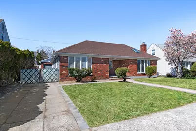 109 Evans Street, New Hyde Park, NY 11040 - Photo 1