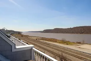 114 Hudson Pointe Dr, Poughkeepsie, NY 12601 - Photo 16