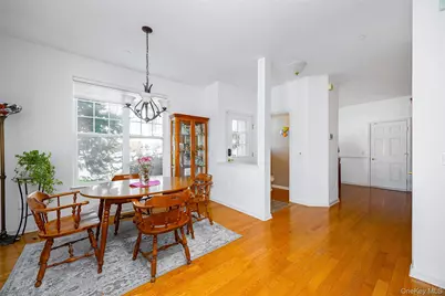 114 Hudson Pointe Drive, Poughkeepsie, NY 12601 - Photo 10