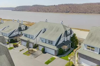 114 Hudson Pointe Drive, Poughkeepsie, NY 12601 - Photo 1