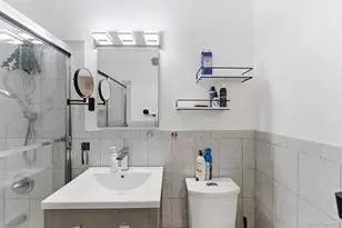 250 N Broadway, Yonkers, NY 10701 - Photo 12