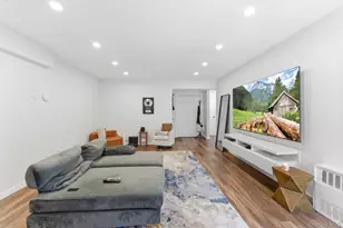 250 N Broadway, Yonkers, NY 10701 - Photo 4