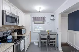 40 W 4th St, Patchogue, NY 11772 - Photo 8