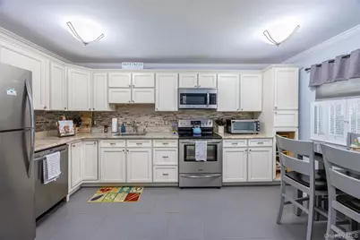 40 W 4th Street #7, Patchogue, NY 11772 - Photo 6