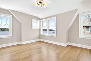 71 Lake Rd, Manhasset, NY 11030 - Photo 36