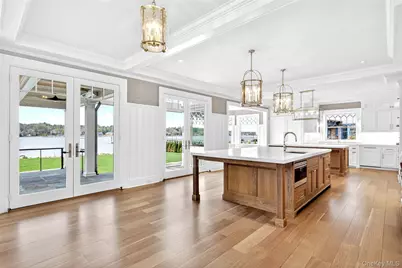 71 Lake Road, Manhasset, NY 11030 - Photo 18