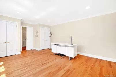 21 Barnaby Lane, Hartsdale, NY 10530 - Photo 8