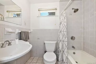 568 Manville Road #Upper R, Pleasantville, NY 10570 - Photo 20