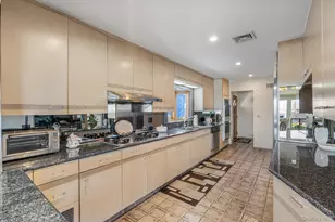 24-51 Little Neck Blvd, Bayside, NY 11360 - Photo 12