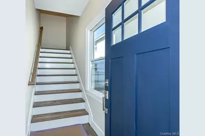 207 Nassau Boulevard #B, Garden City South, NY 11530 - Photo 2