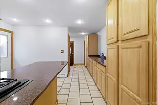 34 Vandewater Ave, Floral Park, NY 11001 - Photo 12