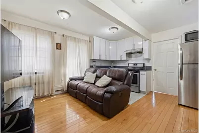 12318 85th Avenue, Kew Gardens, NY 11415 - Photo 2