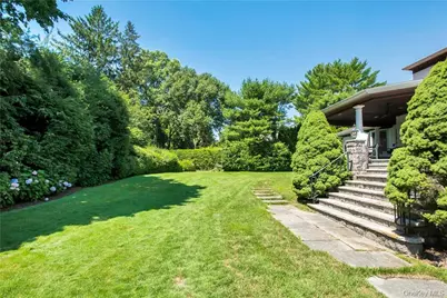 40 Meadow Road, Scarsdale, NY 10583 - Photo 36