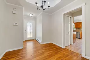 20 Veronica Ct, Smithtown, NY 11787 - Photo 2