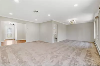 20 Veronica Court, Smithtown, NY 11787 - Photo 10