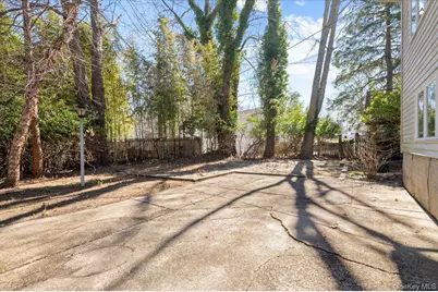 20 Veronica Court, Smithtown, NY 11787 - Photo 38