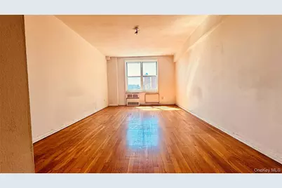 14205 Roosevelt Avenue #611, Flushing, NY 11354 - Photo 4