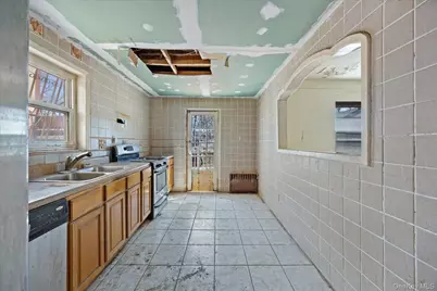 4614 Avenue I, Brooklyn, NY 11234 - Photo 12