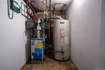 22236 41st Road, Bayside, NY 11361 - Photo 20