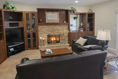 850 Linstead Lane, North Bellmore, NY 11710 - Photo 8