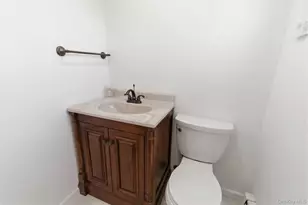 3 Rocket Ct, Selden, NY 11784 - Photo 16