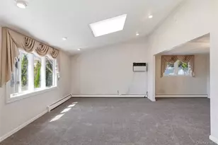 3 Rocket Ct, Selden, NY 11784 - Photo 4