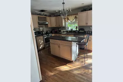 43 N Cozine Road, Manorville, NY 11949 - Photo 12