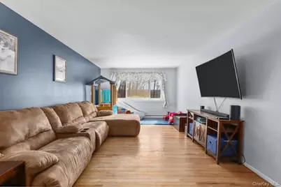 104 Carey Street, Mahopac, NY 10541 - Photo 4