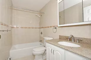 74 Minute Man Cir, Orangeburg, NY 10962 - Photo 24