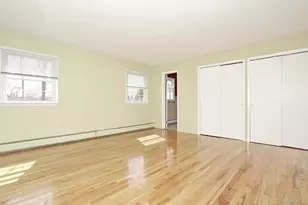 74 Minute Man Cir, Orangeburg, NY 10962 - Photo 18