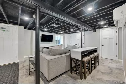 256 Division Avenue, Massapequa, NY 11758 - Photo 28