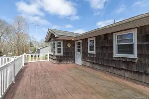 20 Mill Pond Ln, East Moriches, NY 11940 - Photo 38