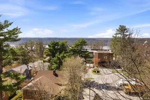 5621 Netherland Ave, Bronx, NY 10471 - Photo 12