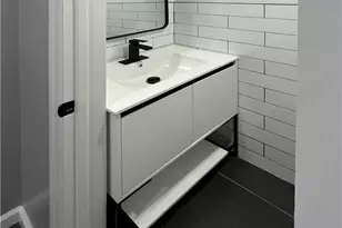 31 Riverside Ave, Haverstraw, NY 10927 - Photo 8