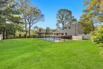 116 Gannet Drive, Commack, NY 11725 - Photo 10