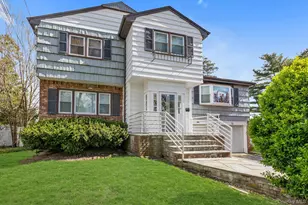 2038 Ripley Ln, Merrick, NY 11566 - Photo 1